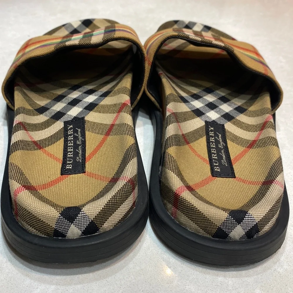Burberry Women's Rainbow Vintage Check Slide Woman US 6-6.5 /23.5 cm⭐️⭐️⭐️⭐️ - Picture 13 of 17